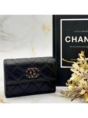 Chanel 19 Lambskin Trifold Wallet
